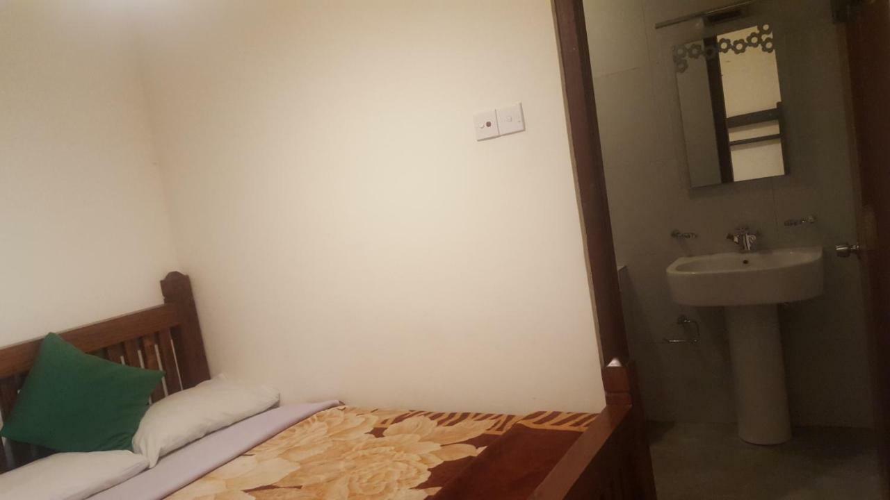 New Tour Inn นูวาราเอลิยา ภายนอก รูปภาพ